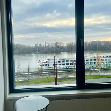Apartamento Eurovea Riverside Luxury *